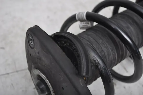 VOLVO XC40 II 2.0 T5 McPherson Sinistro Anteriore 32246641 image 9