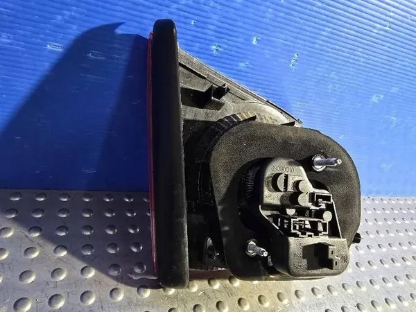 Luz trasera derecha Volkswagen Golf VI 5K0945094G image 7