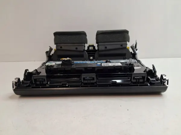 Écran Hyundai Tucson IV OEM 96525-N7100 - Utilisé image 10