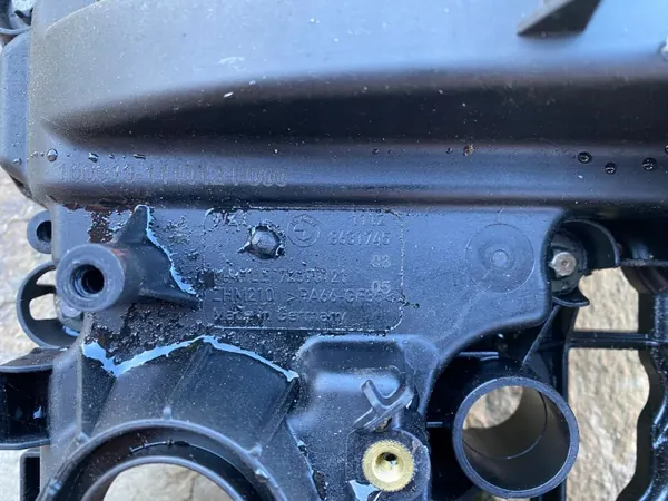 Tapa de válvulas OEM 8631745 para BMW G20 G30 G11 image 8