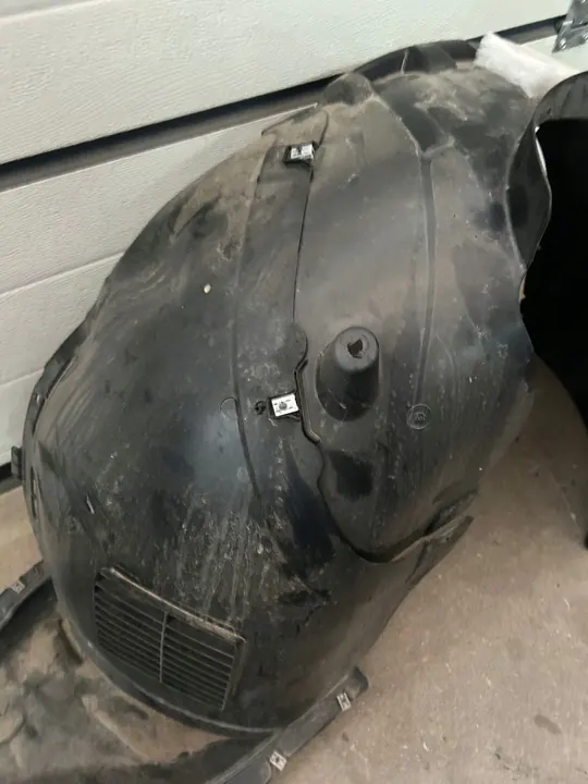 VW GOLF VIII 2019- Front Right Wheel Arch 5H0805912K image 10