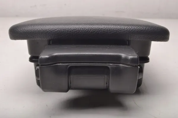 Nahka-kyynärnoja OEM 238861 Volvo C30/S40/V50/C70 image 6
