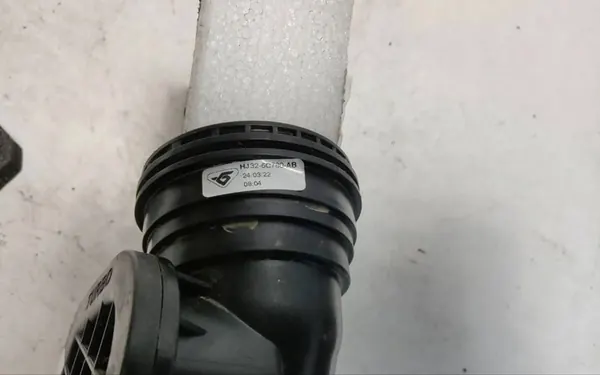 Intercooler-slang Jaguar E-Pace image 4