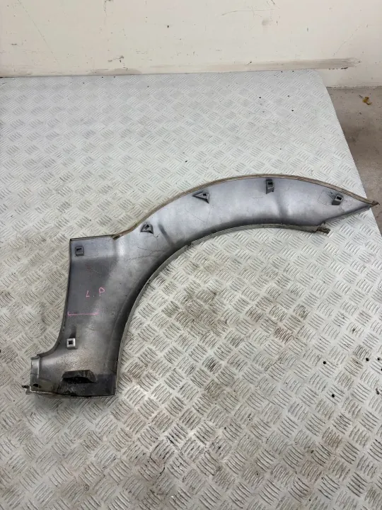 OEM 77630-81A00 Etu vasen lokasuoja Suzuki Jimny image 5