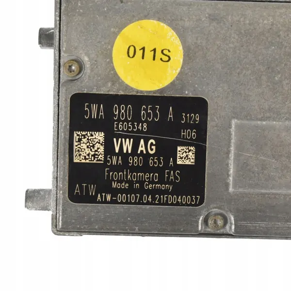 Cámara delantera OEM 5WA980653C para Audi A3 8Y, Golf VIII image 3