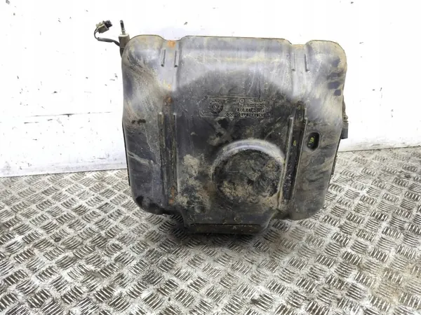 Tanque AdBlue Mercedes-Benz OEM A1644705701 Usado image 4