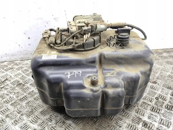 Tanque AdBlue Mercedes-Benz OEM A1644705701 Usado image 6