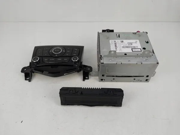 Panneau radio OEM 20984175 pour Chevrolet Cruze image 2