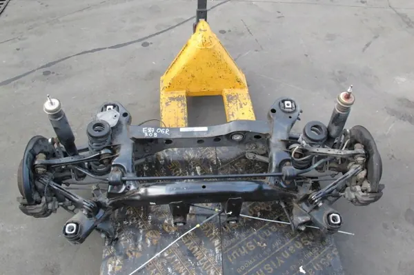 Suspension arrière BMW 1 E87 OEM - Ensemble complet image 2