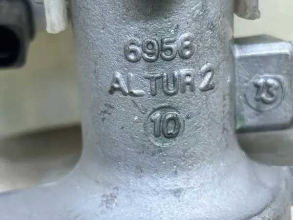 Cilindro de travão Porsche OEM 97035591000 - Usado image 3