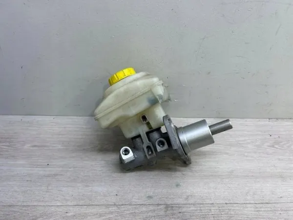 Cilindro de travão Porsche OEM 97035591000 - Usado image 7