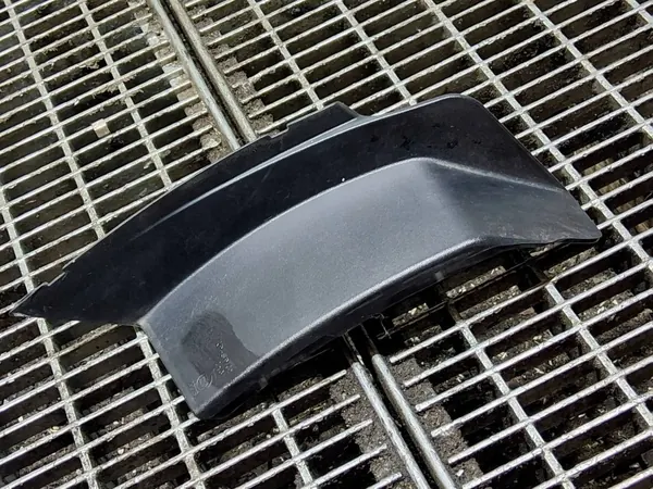 Kia Xceed achterlichtframe links OEM R1YS1Y02 image 3