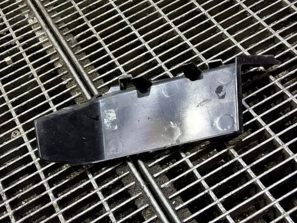 Kia Xceed achterlichtframe links OEM R1YS1Y02 image 5