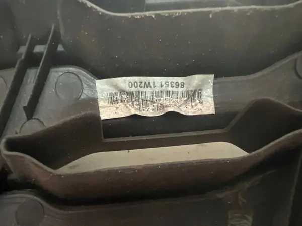 KIA RIO III 11-17 Grille image 9