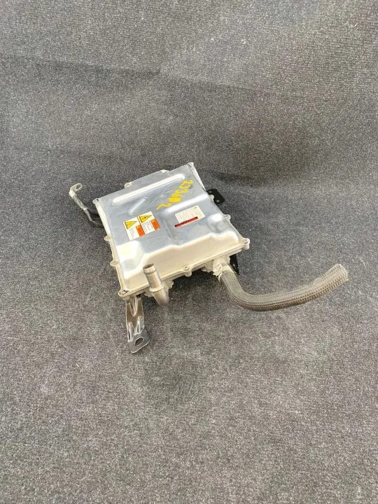 Tesla OEM 1028665-00-E Växelriktare för Model S 17R image 6