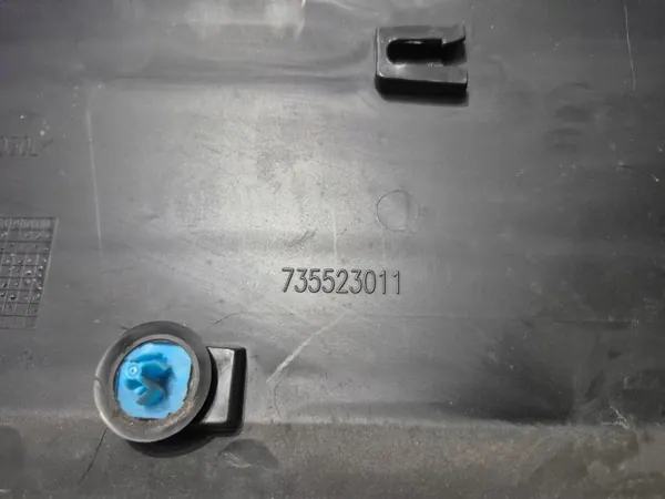 Fiat Panda 3 Dörrlist Höger Bak OEM 735523011 image 7