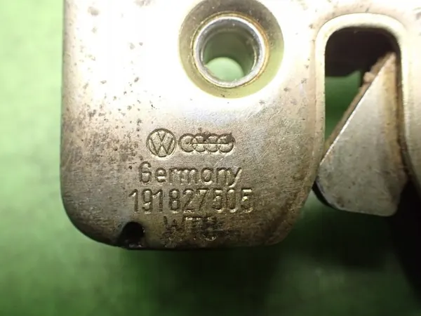 Fecho porta-malas OEM 191827505 para VW Golf II 1988 image 5