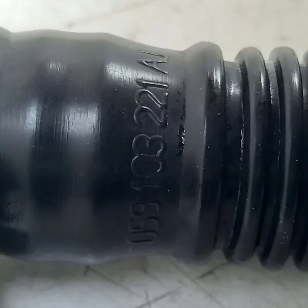 Ilmausputki Porsche Macan 2016 (95B) 059103221AJ image 5