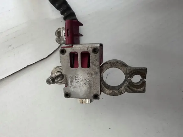 Mercedes plusnapakela OEM A2465400208 image 2