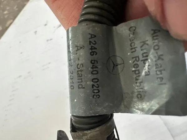 Mercedes plusnapakela OEM A2465400208 image 7