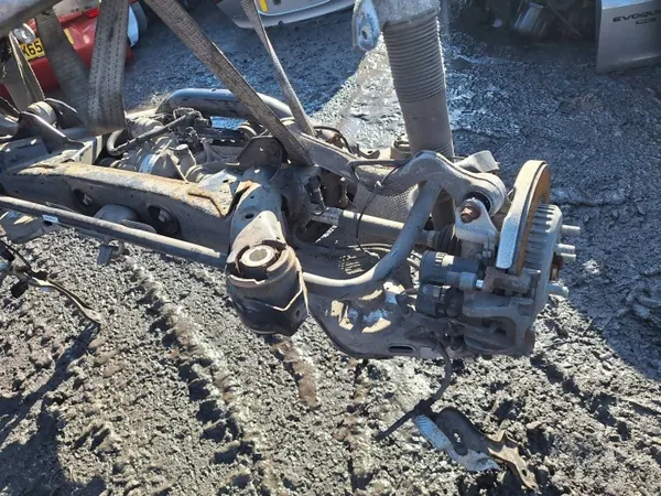 Pont Arrière Différentiel OEM K8D24N053AC Land Rover image 6