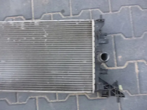 Radiador de refrigeración de motor Opel OE 39055162 image 2