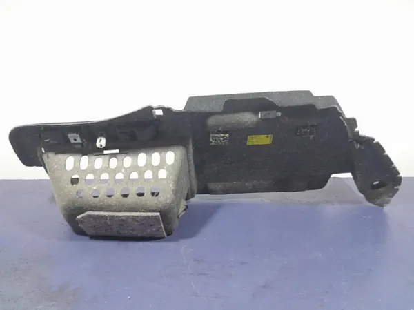 Funda de maletero derecha Skoda Superb III OEM 3V5867428AQ image 7