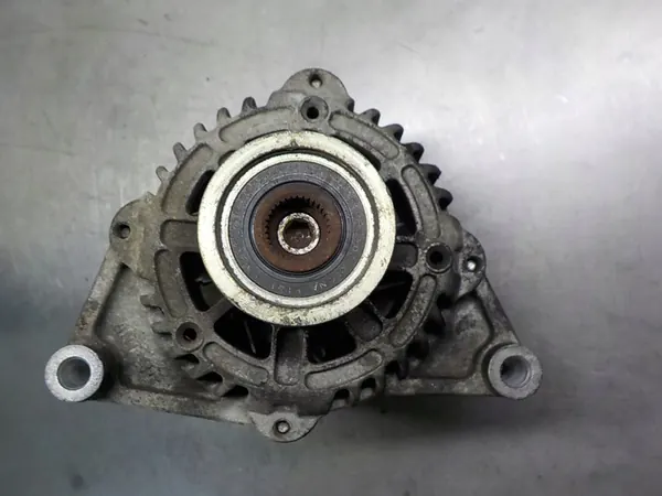 OPEL CORSA D 1.4 B Vaihtovirtageneraattori 13581885 image 3