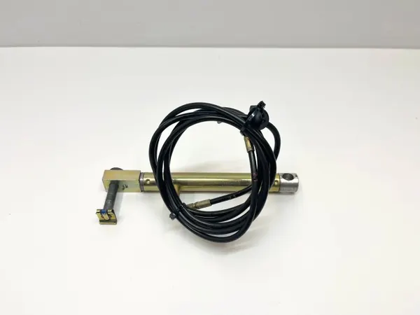 OEM A2308001472 Vasen Tavaratilan Tuki Mercedes SL R230 image 3