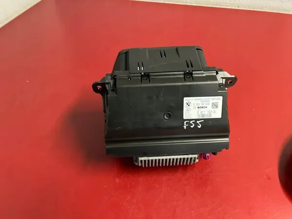 Affichage tête haute Mini OEM 6817762 pour F56/F55 2018 image 4