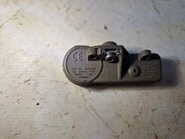 Capteur TPMS Dodge Jeep OEM 68241067AB image 5