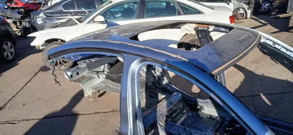 Begagnat taklucka OEM hhhuu för BMW G30 image 3