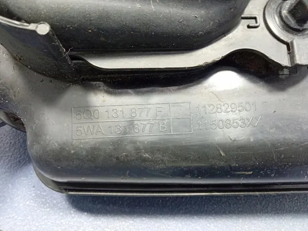 Skoda AdBlue-säiliö OEM 5Q0131877F - Käytetty image 10