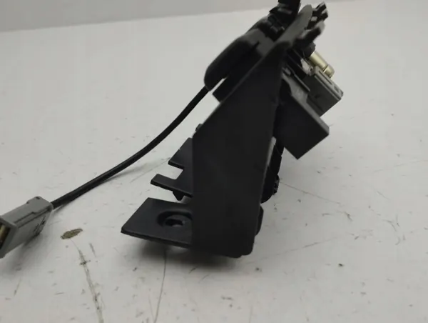 Tomada USB Honda Accord 2009 OEM AMD134294 image 3