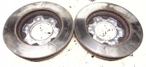 Gebruikte Voorremmen voor Mitsubishi Pajero IV image 6