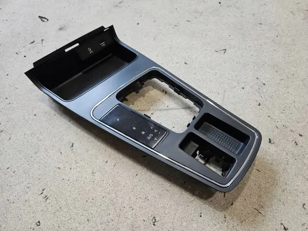 Garde-boue gauche SEAT Leon (5F) OEM 5F1863283BB image 8