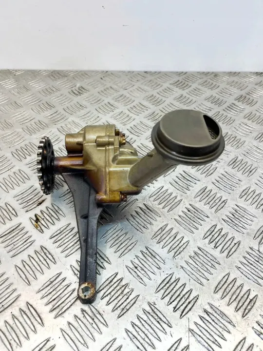 Bomba de aceite usada OEM A1131810020 para Mercedes-Benz SL image 4