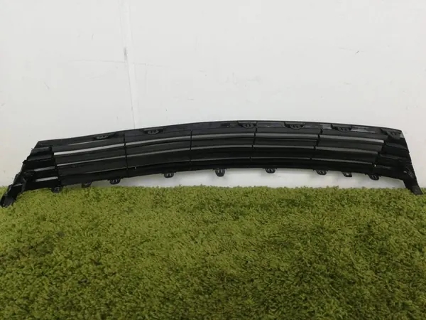 Griglia Paraurti Anteriore Toyota Corolla E16 XI 2012- OEM image 3