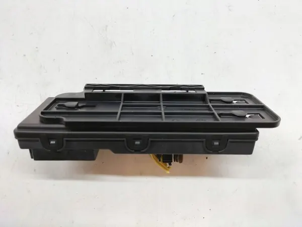 Module hayon OEM 5Q0959107J pour VW Touran III image 3