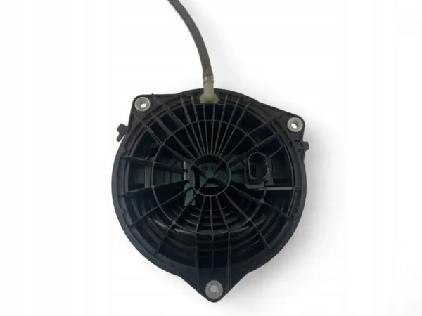 Asa de maletero VW Golf VII OEM 5G6827469R - Usado image 7