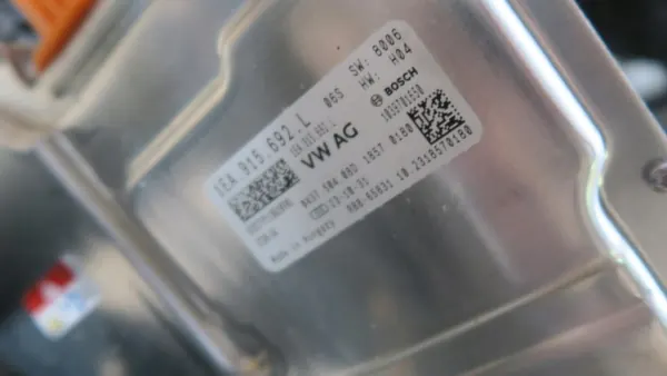 Convertidor Voltaje OEM 1EA915692L para VW ID.3/4 image 3