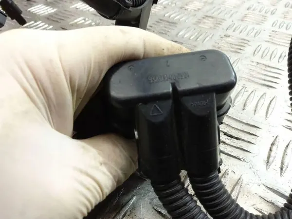 Câbles d'injection BMW X1 (F48) 2.0L 2019 OEM 8634246 image 5