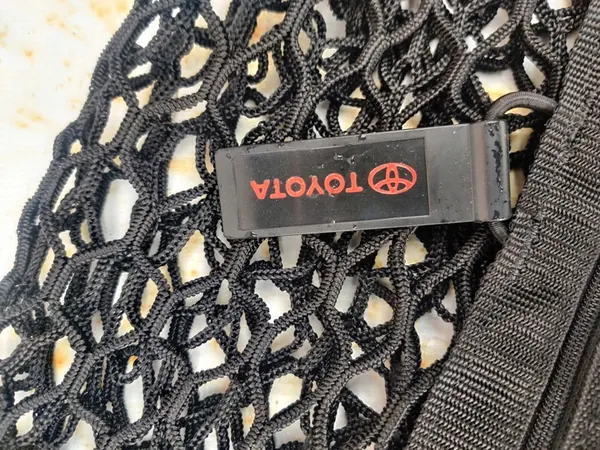 Filet de coffre Toyota C-HR 2019- OEM PW250-10000 image 4