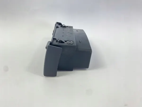 Passagerarventilationsgall OEM SDV104355 Mercedes W124 image 5