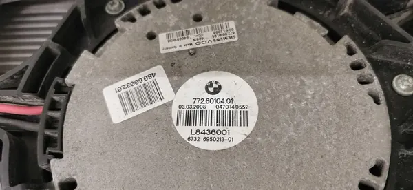 Radiador de agua BMW 5 E60 E61 520i 525i 530i 2003-2005 OEM image 3