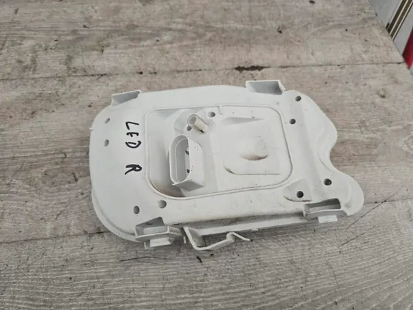 LED-lamppupohja OEM 436072R Audi A6 C6 takaoikea image 2