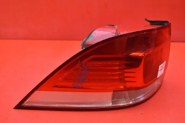 Vänster Baklampa 1K9945095A VW Golf 5 Kombi 03-09 image 2