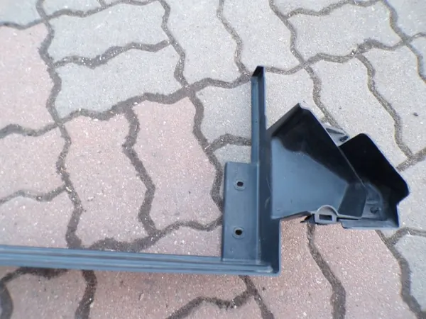 Opel OE 95368413 Guide d'Air - État Utilisé image 3