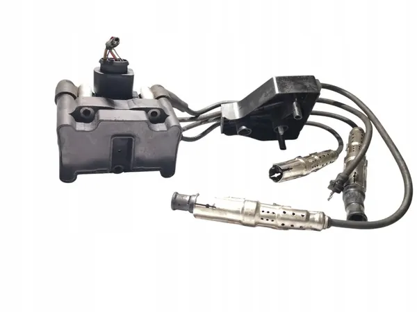 Bobina de ignição Skoda Octavia II VW Golf VI 1.2 TSI 06B905106A image 3