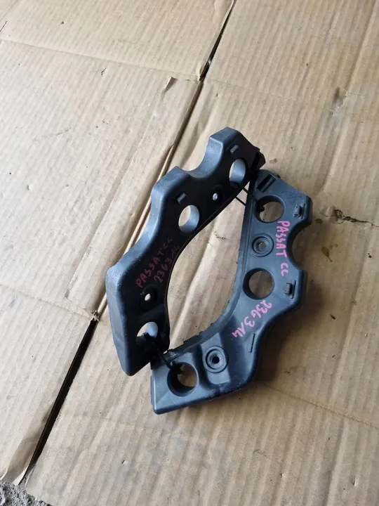 VW PASSAT CC 08+ Scivoli di montaggio paraurti Ant D image 4